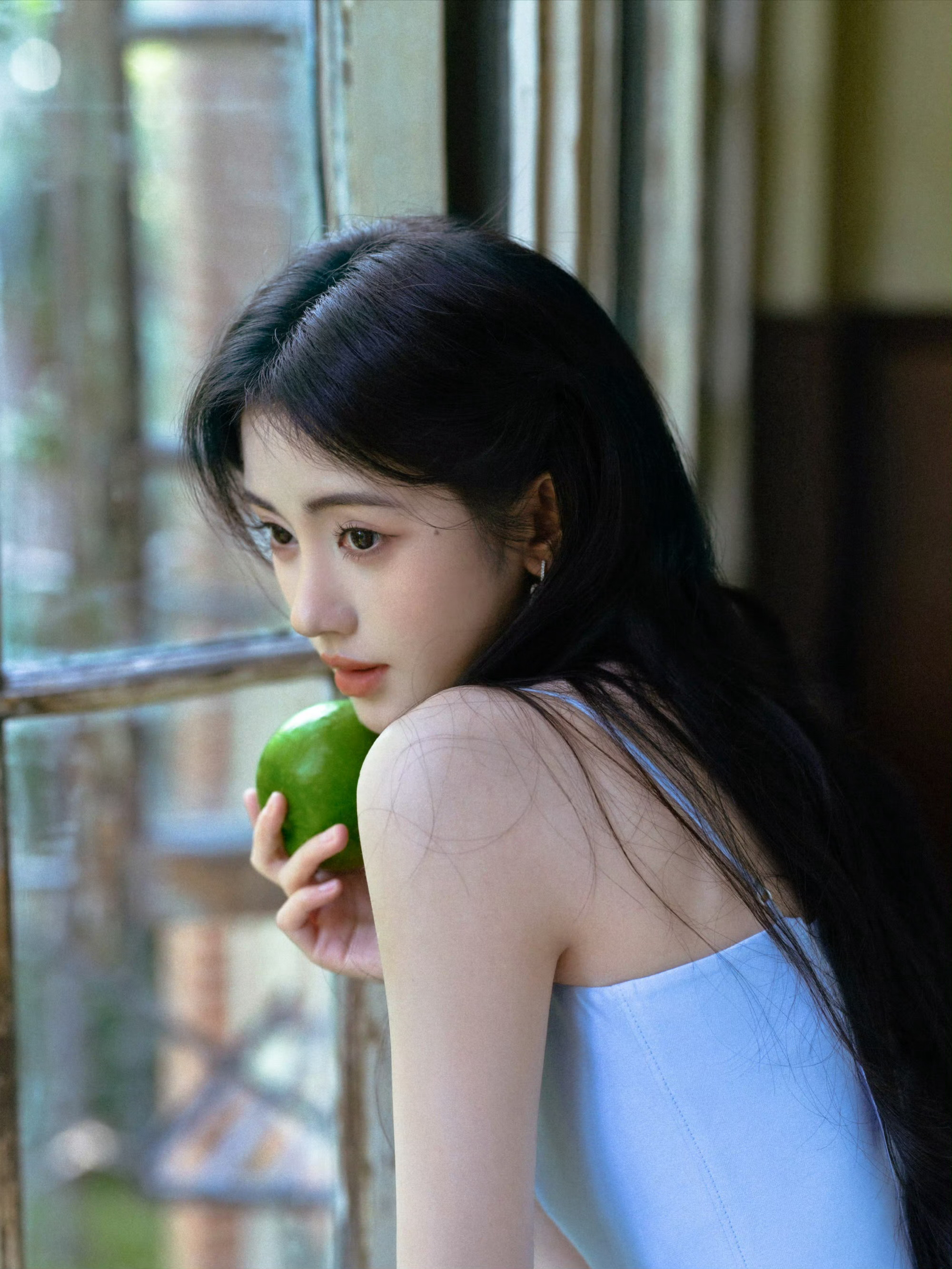 鞠婧祎  jjy鞠婧祎万花世界 jjy鞠婧祎苏绿夏“ 玫瑰你拿才好看大海和你才浪