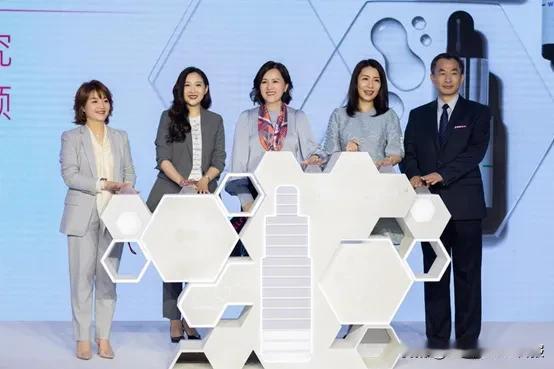 #我不配变美？别再被忽悠了！玫琳凯黑科技护肤，让你重新体验变美的乐趣！#
 
你