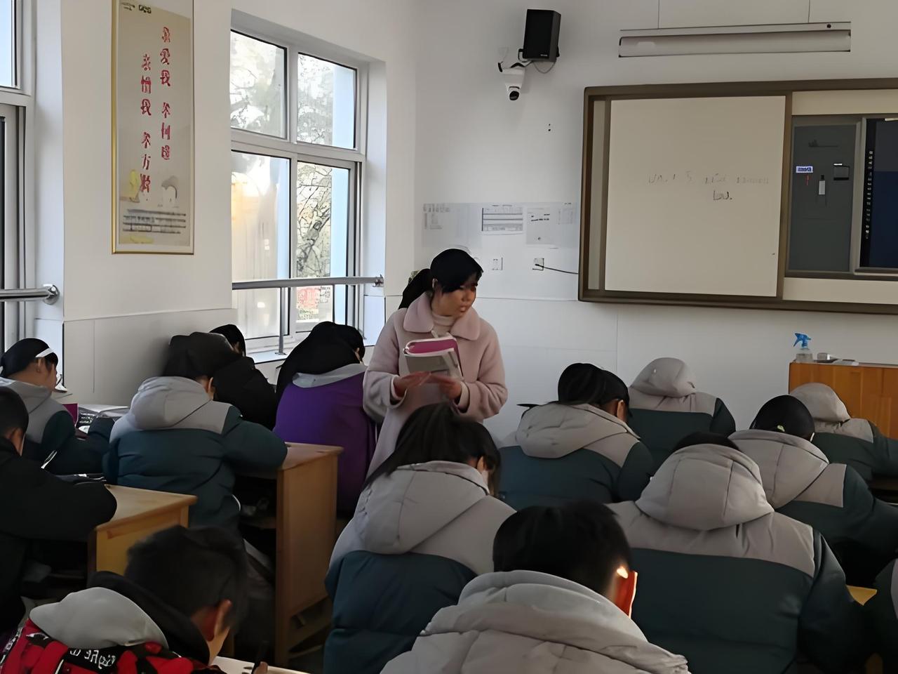发现乡镇中学的孩子，不是输在了起跑线上，而是重重的摔倒在了英语这一科上！

我家