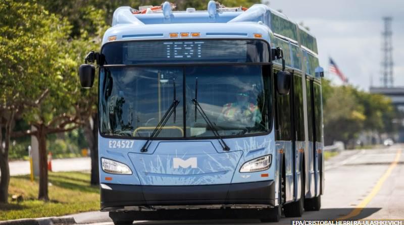 富士康与三菱扶桑将成立合资客车公司，聚焦电动巴士研发与制造

台湾鸿海精密工业（