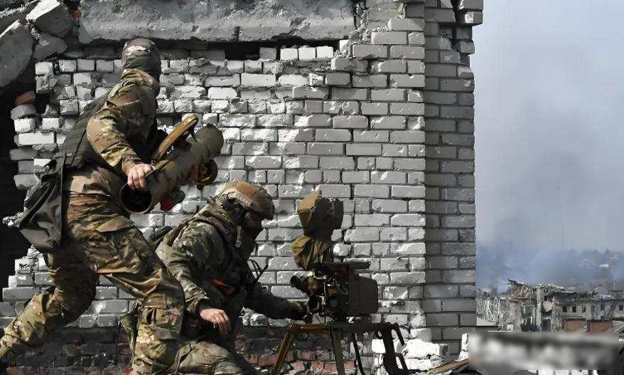 普京没急着收尾，西方算盘打空了，一场能源战突然升级

2026年2月1号到2号，