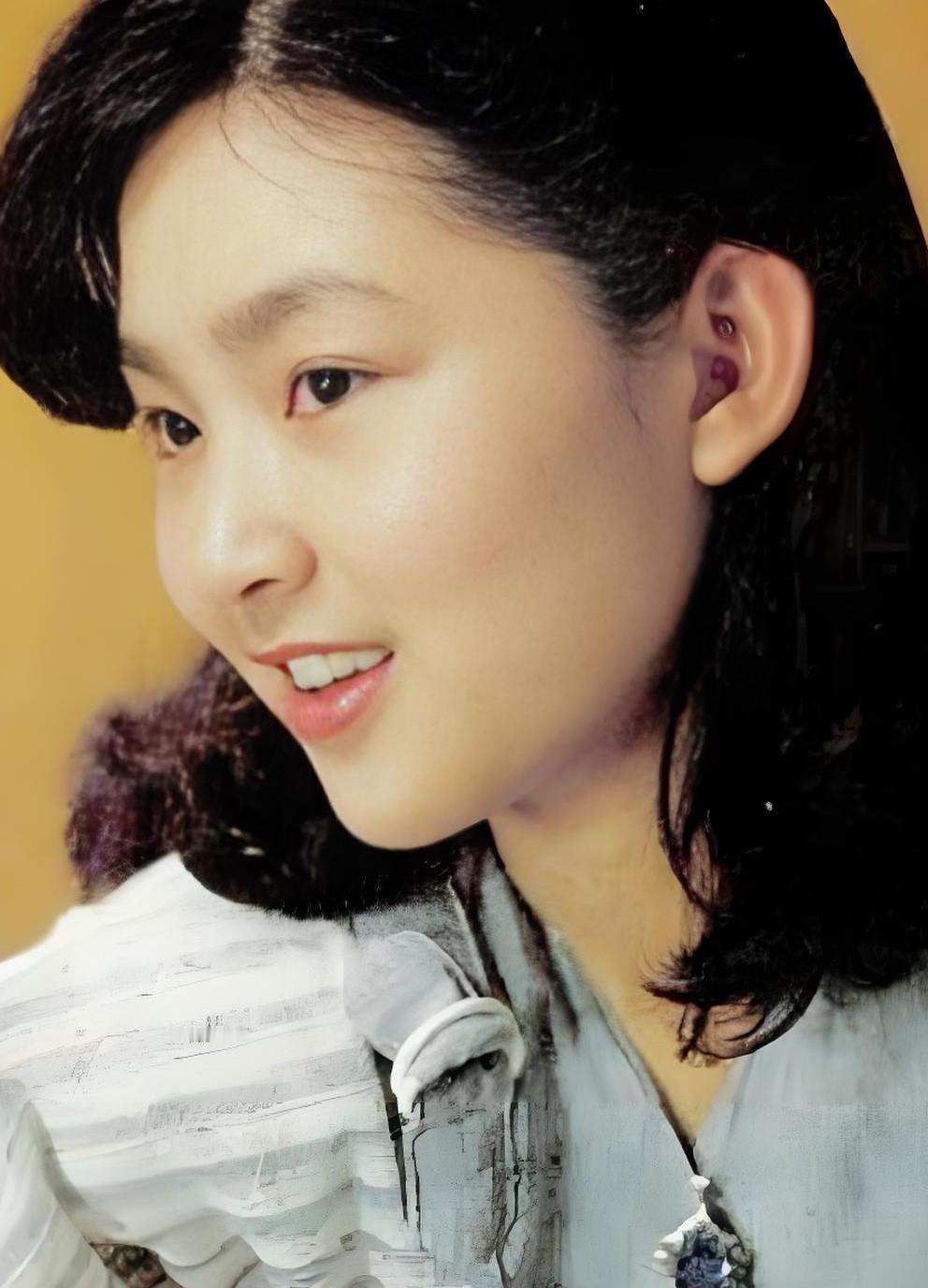 谭明娣——八十年代昙花一现的电影演员

她来自南京，是中戏76级少年班的学员，与