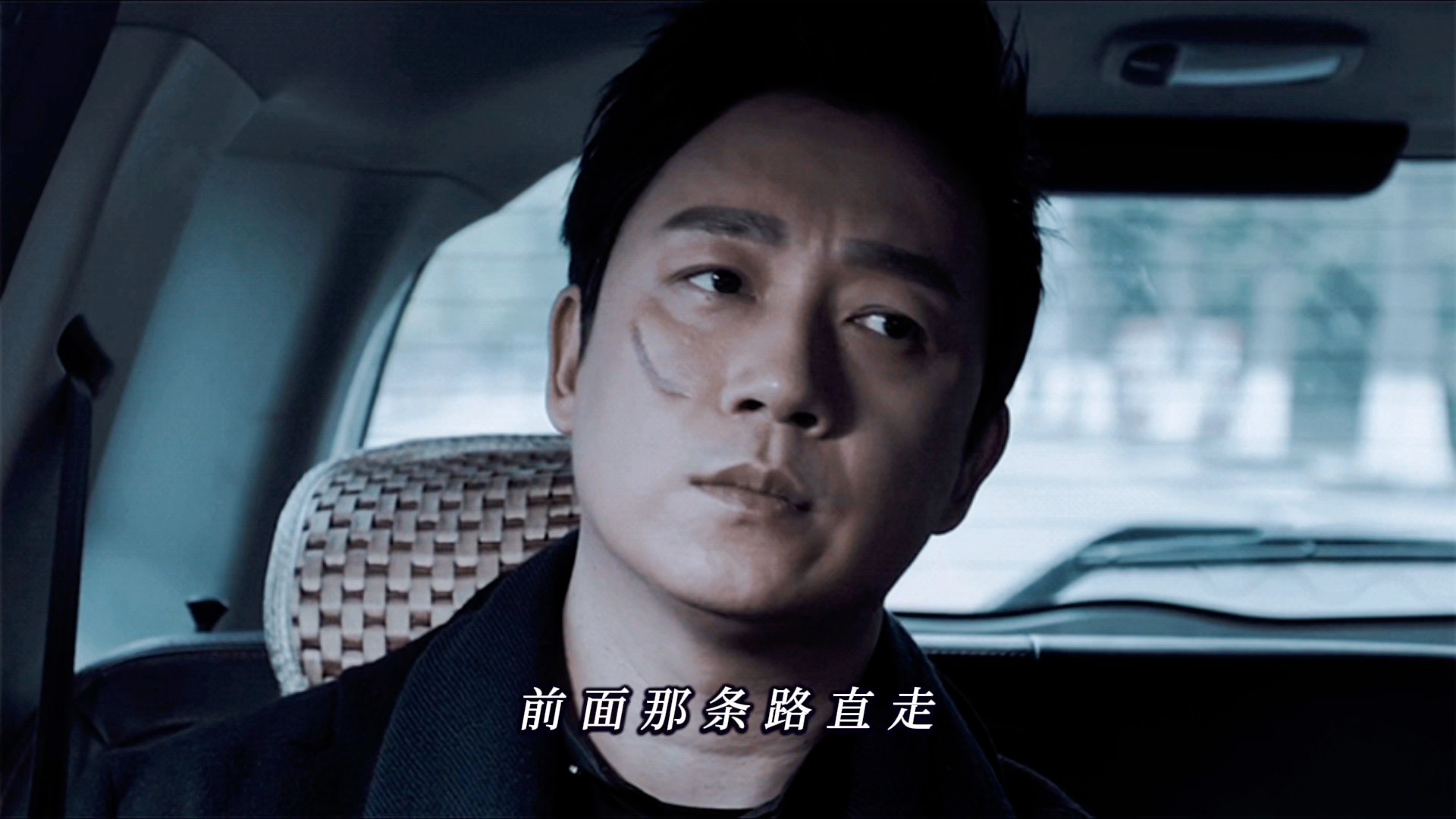 笑死我了，用别人的语音导航是享受服务的，用他关宏峰的语音是给他当司机送他上班的，