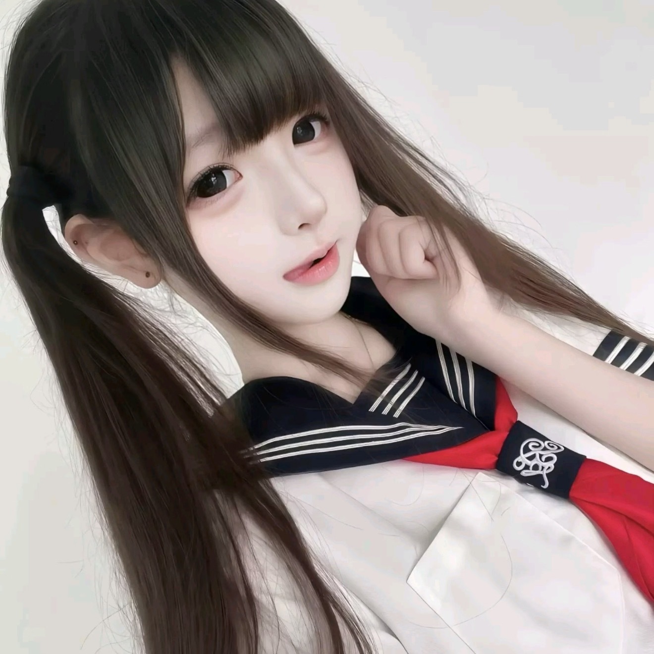 女生头像  𝐖𝐞𝐂𝐡𝐚𝐭｜女生头像｜头像分享｜可爱女头你是三葉草的第