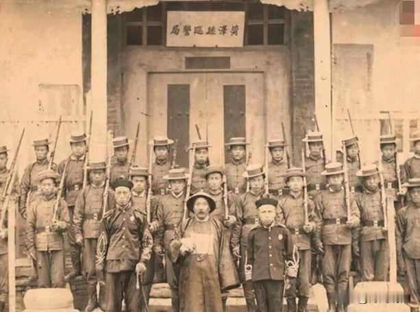 1882年，朝鲜发生内乱，大清派出了一支相当于维和部队的兵力去朝鲜平叛。有人可能
