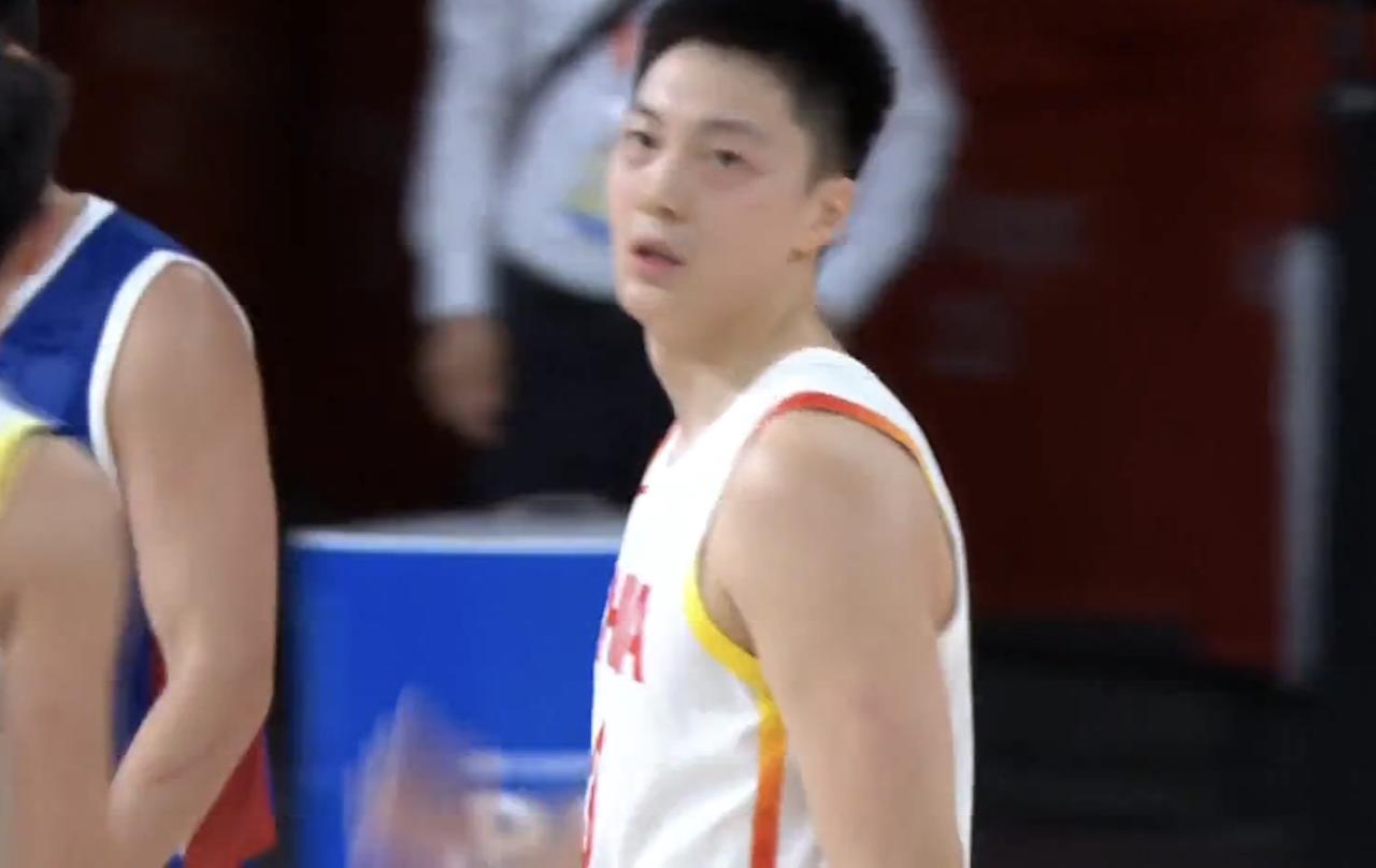 赛前是我高估了菲律宾男篮的水平呢，还是低估了中国男篮的水平？半场我们以66:30