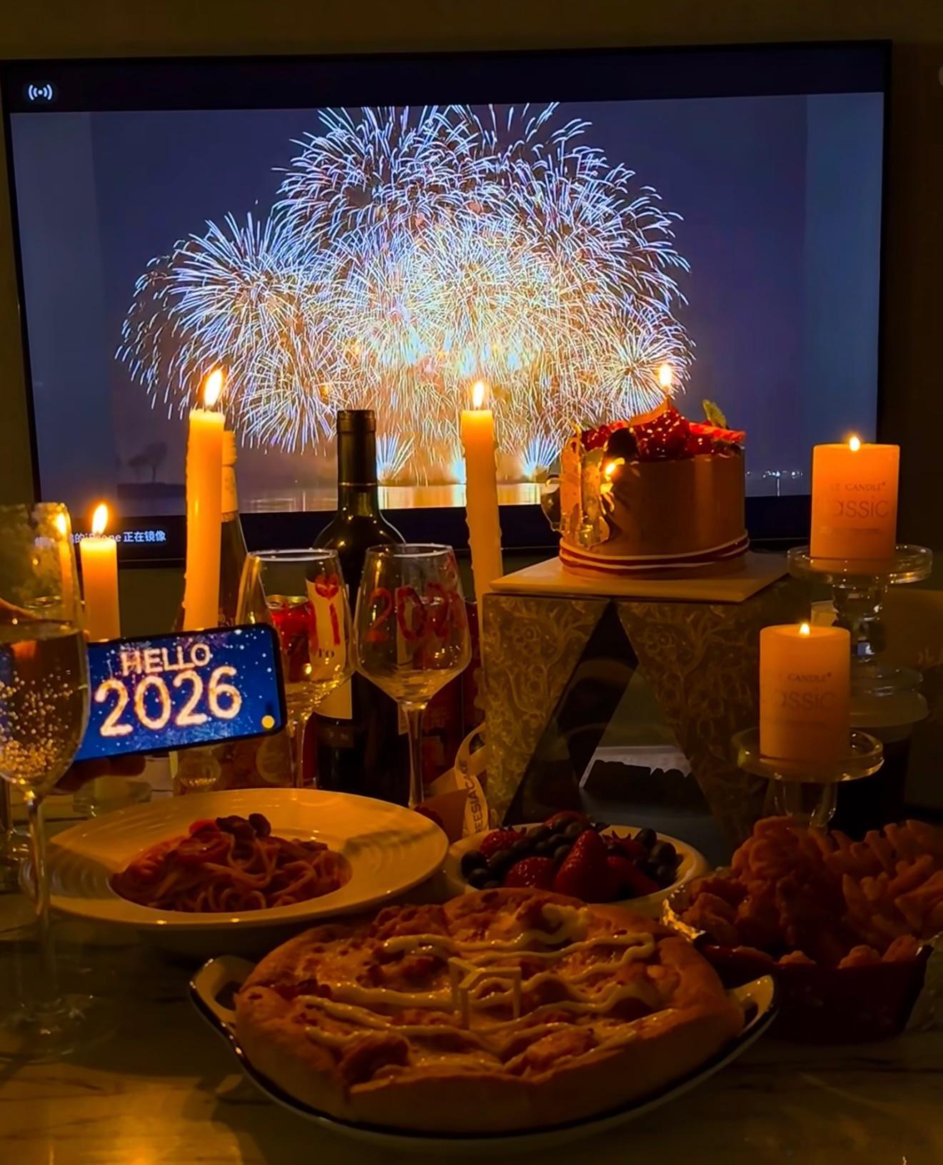 12月31号我就这样下楼 去年去景点倒计时跨年的朋友，今年肯定会找个舒服的地方吃