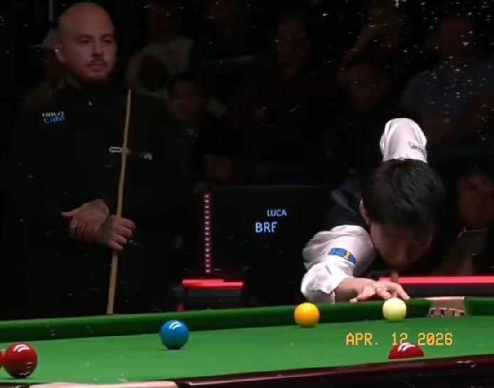 布雷切尔连赢三局，反超比分4-3领先了。
小和尚的实力雄厚，状态又好，越战越勇。