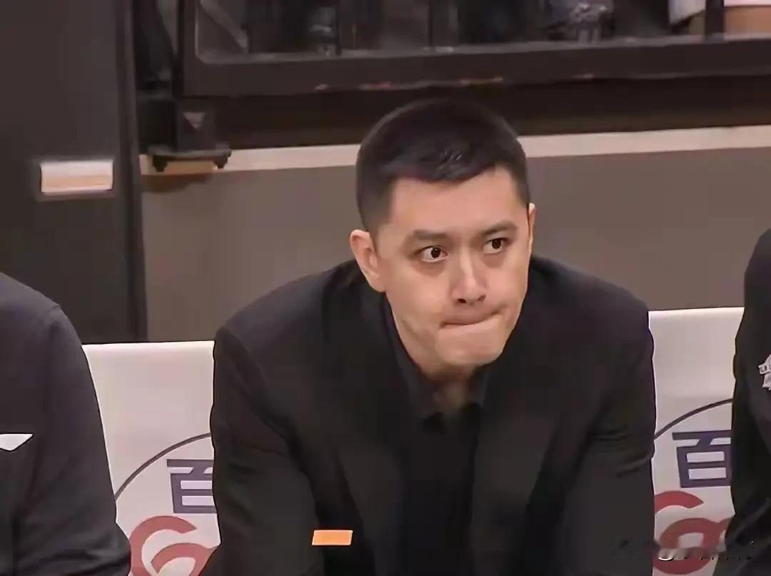 辽宁男篮当前球员表现排名
1、付豪
九场比赛全部登场，场均15.8分，是球队国产