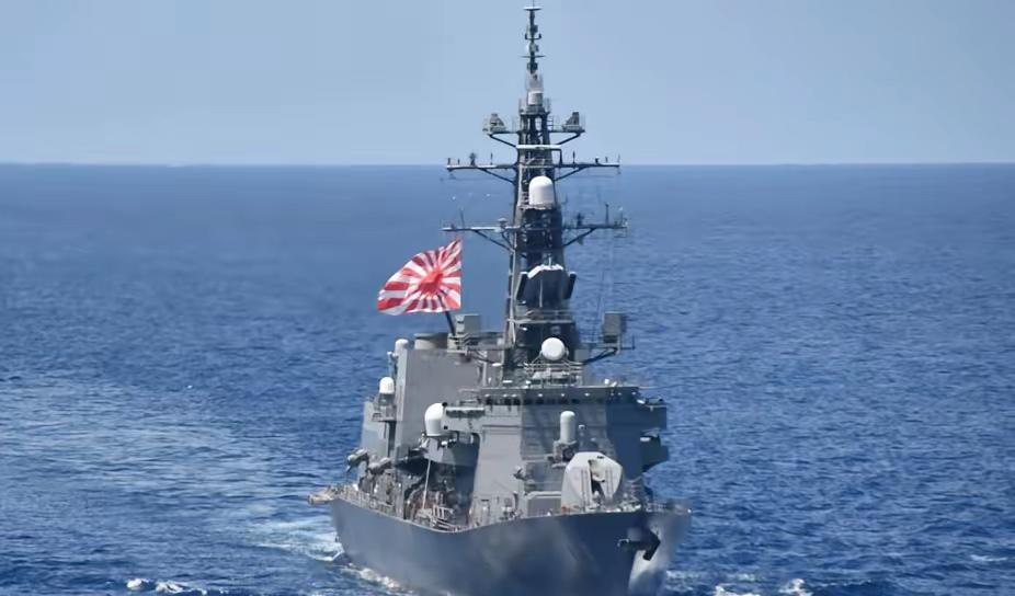 日本鬼子来台湾海峡挑衅
日本在东海、台海疯狂试探，这真的让人火大。很多人骂它不自