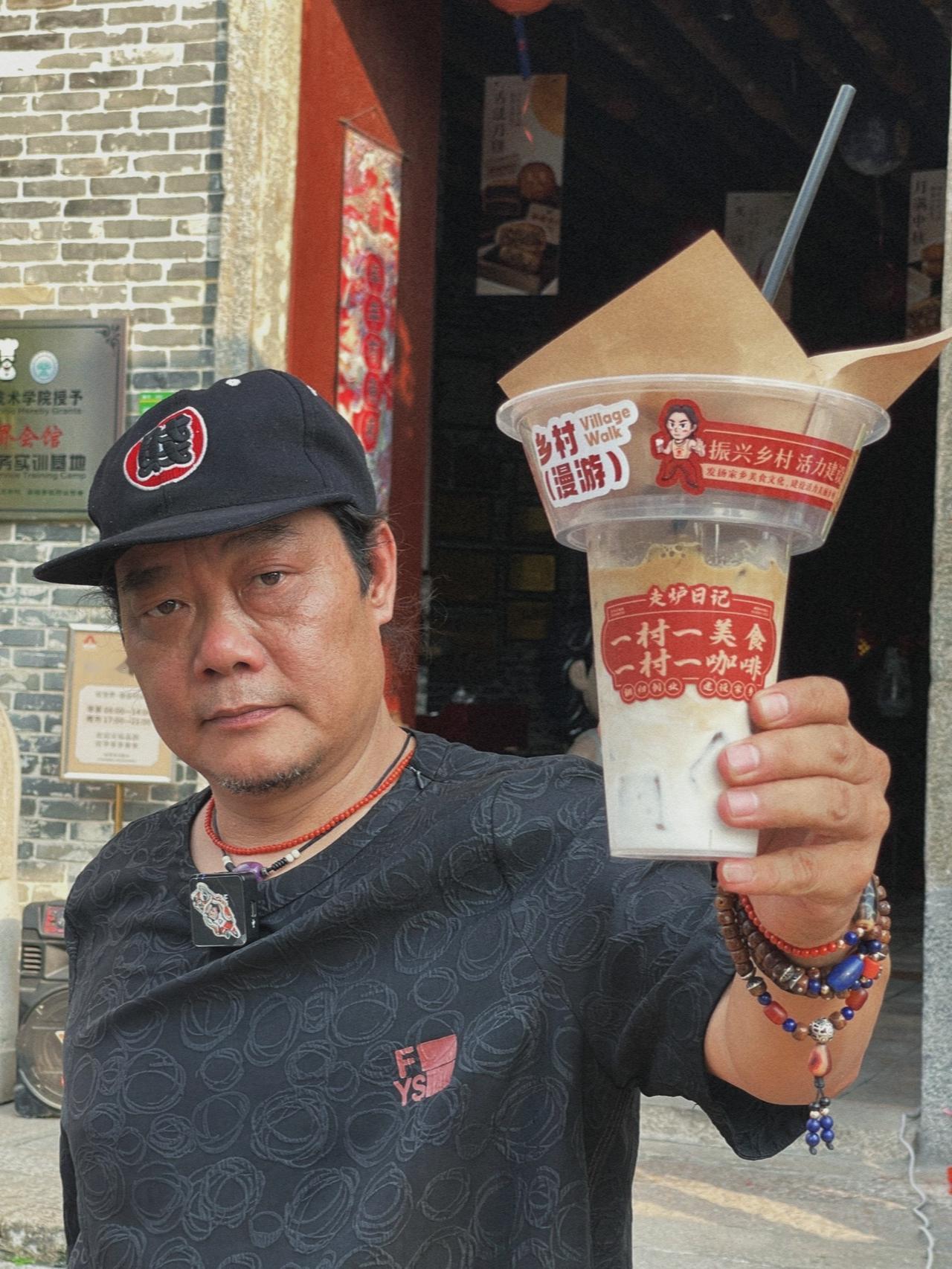 《走炉日记》来啦！多谢今日在直播间、在现场各位朋友们的支持！叹世界策划《走炉日记