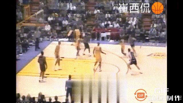 科比送给乔丹的三个火锅！
帮主的投篮有个缺点，就是滞空时间太长，出球太慢，容易被