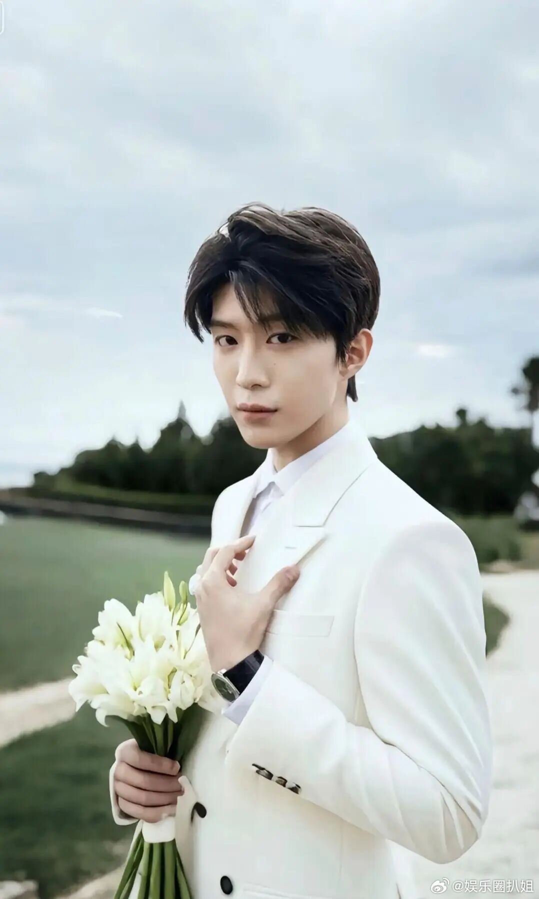 范丞丞自曝体重63公斤范丞丞自曝体重63公斤 185cm真实体重63kg，清瘦有