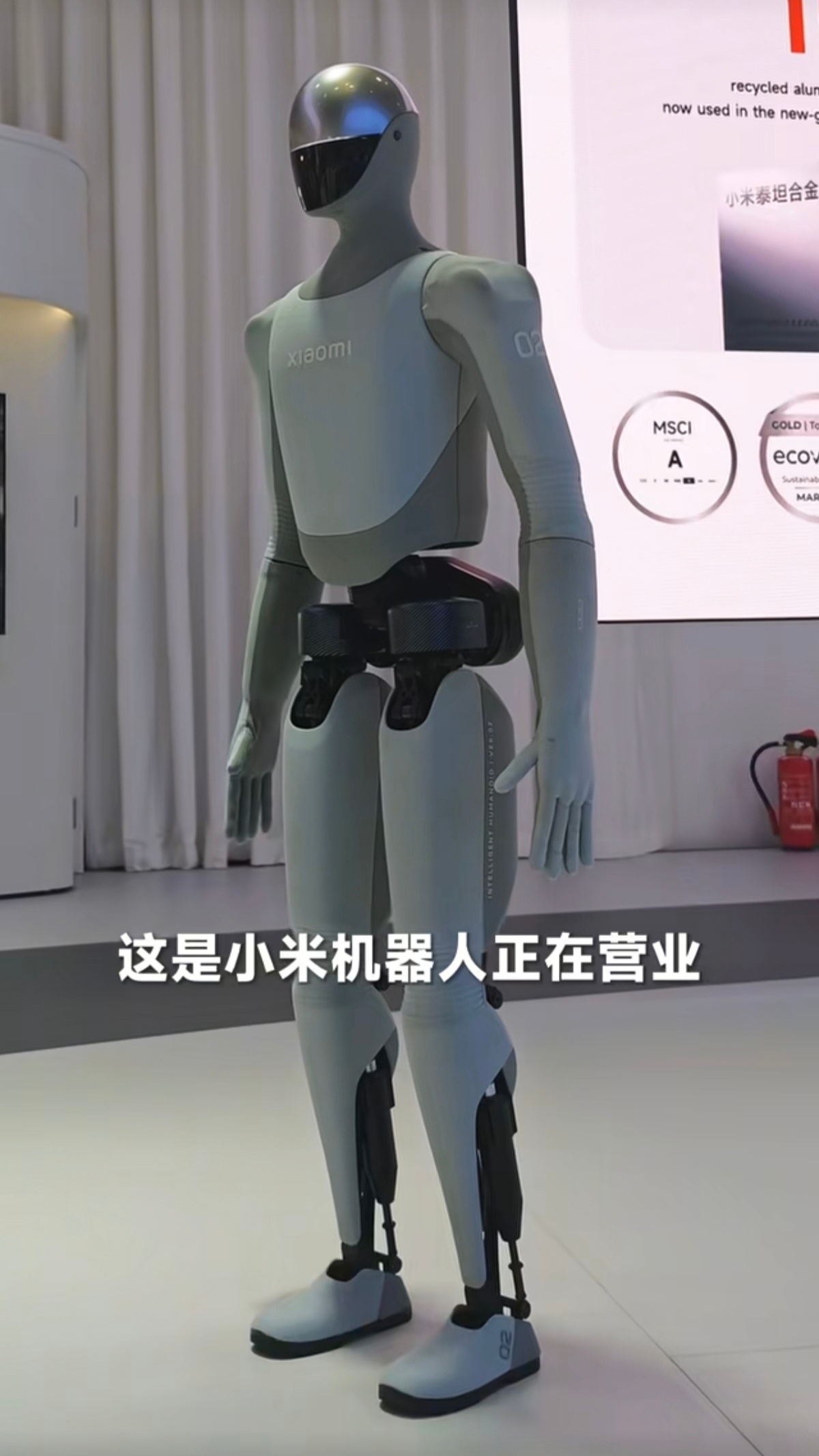 没想到小米机器人已经实现自主猜拳对抗，要知道，猜拳看着只是简单小游戏，实际要走完
