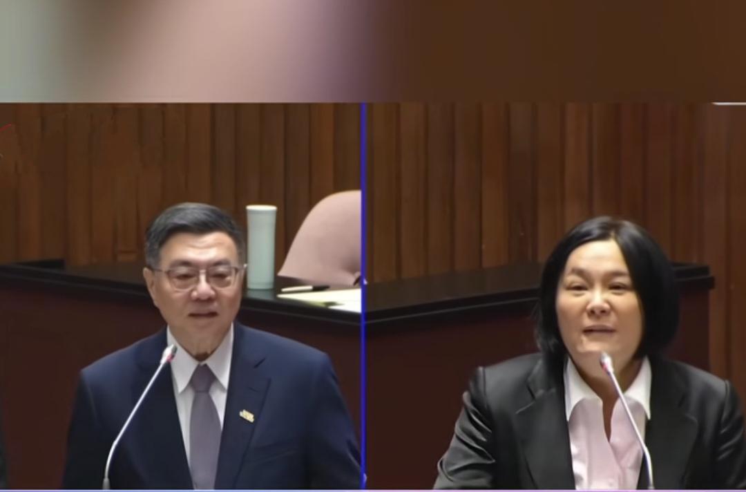 台湾金门国民党立委陈玉珍在一次质询会议上，质问台当局行政机构负责人卓荣泰，"金门