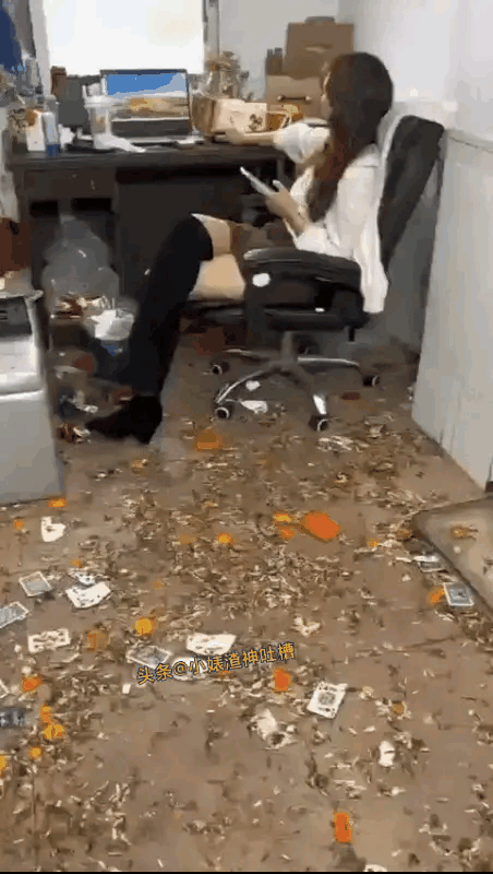 有人说这样的女生，人长得倒漂亮，但就算是她倒贴30万都不敢娶回家来[泪奔]

刚