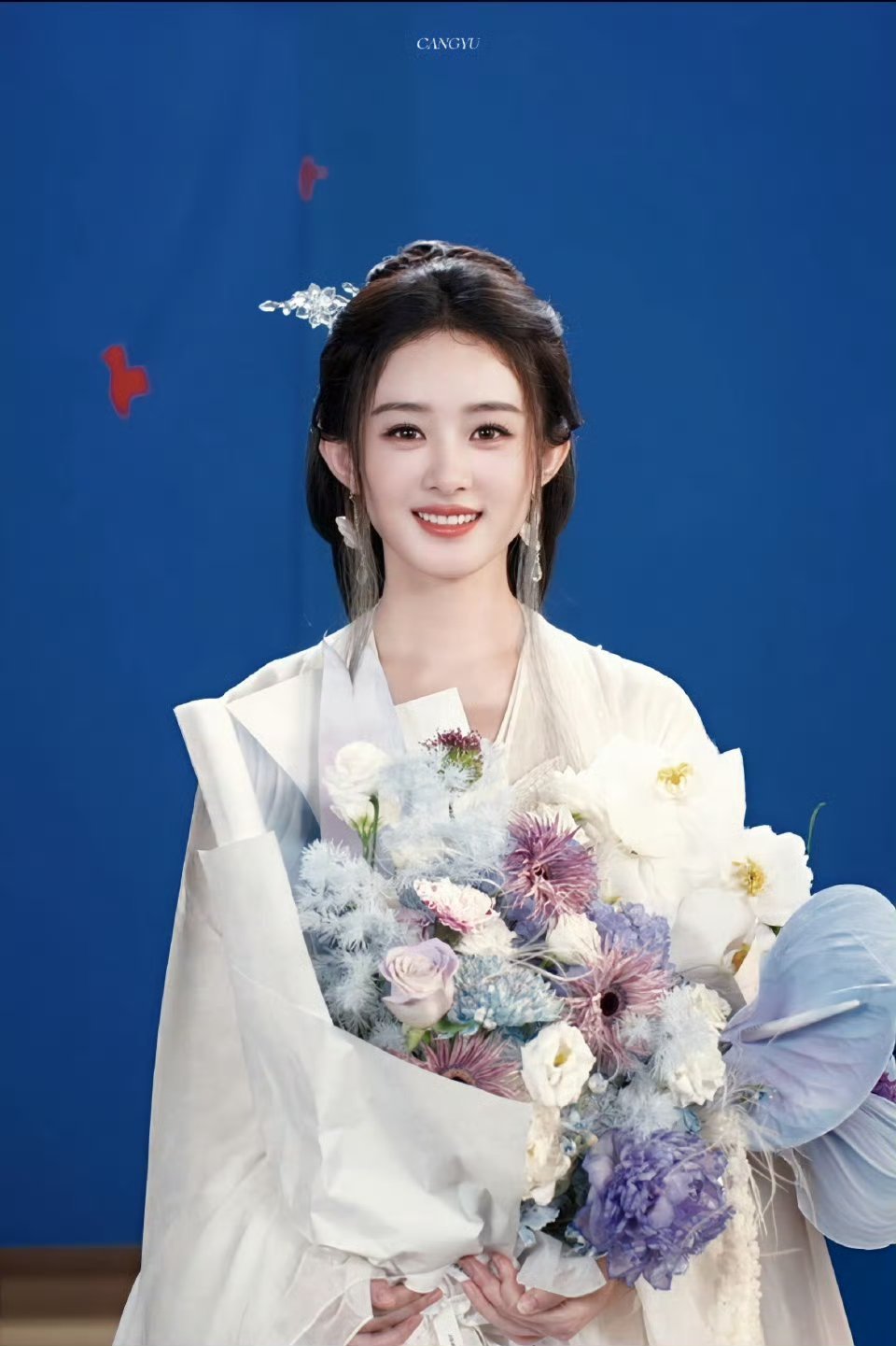 丽逍遥这张杀青图怎么嫩成这样😍 