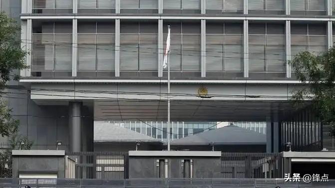 据日本共同社报道，7月2日日本驻华大使馆发送邮件，提醒在华日本人在“七七事变”8