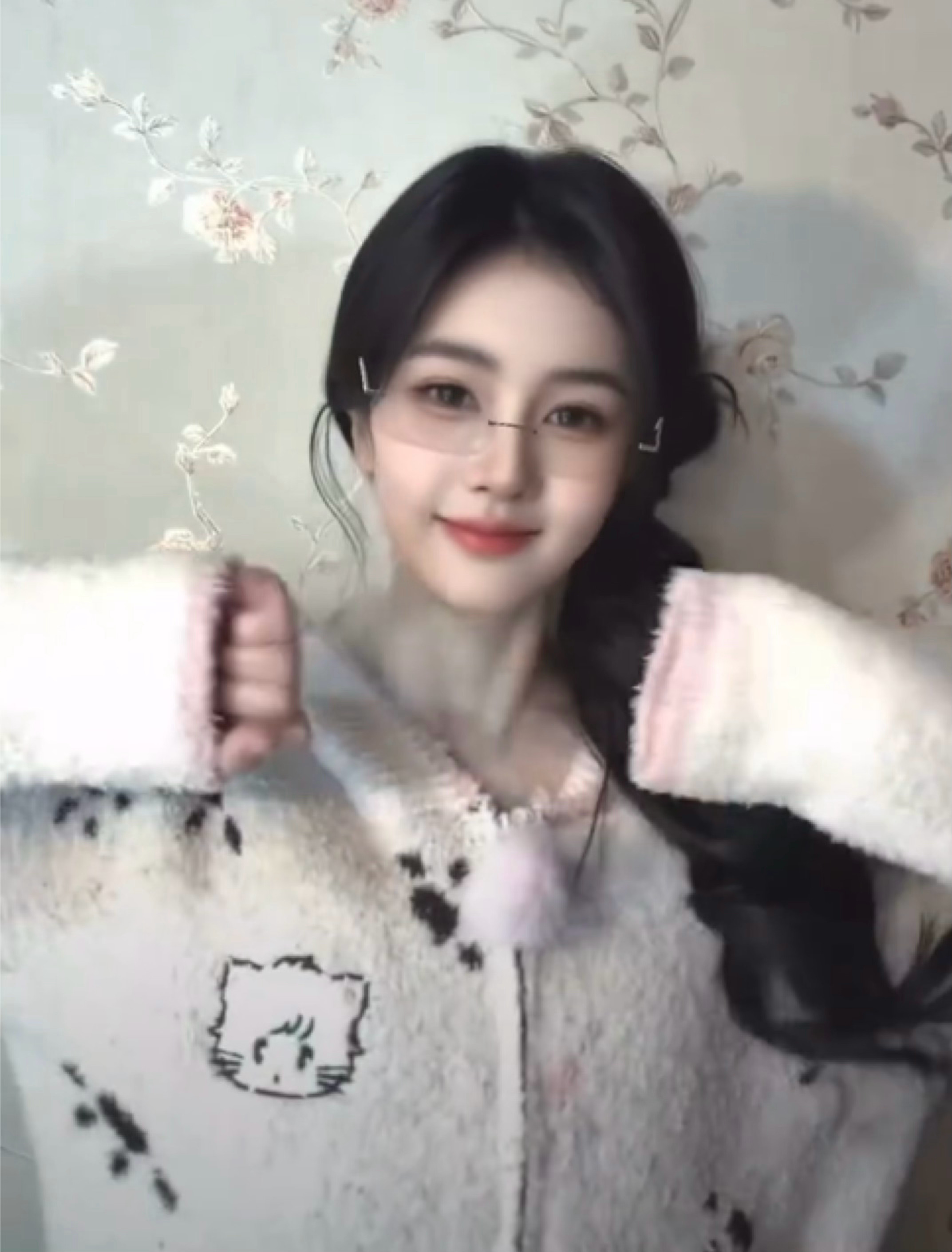 白鹿抖日常 好可爱的白梦妍🐰 