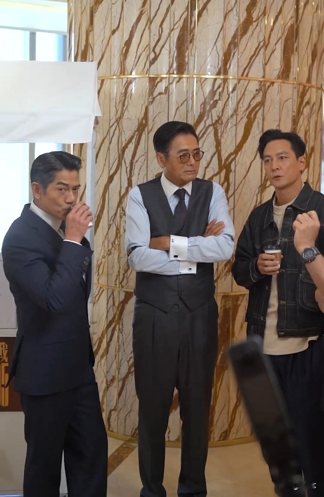 周润发郭富城吴彦祖片场同框，经典系列“寒战”再度来袭，三人都是港娱巅峰代表人物[