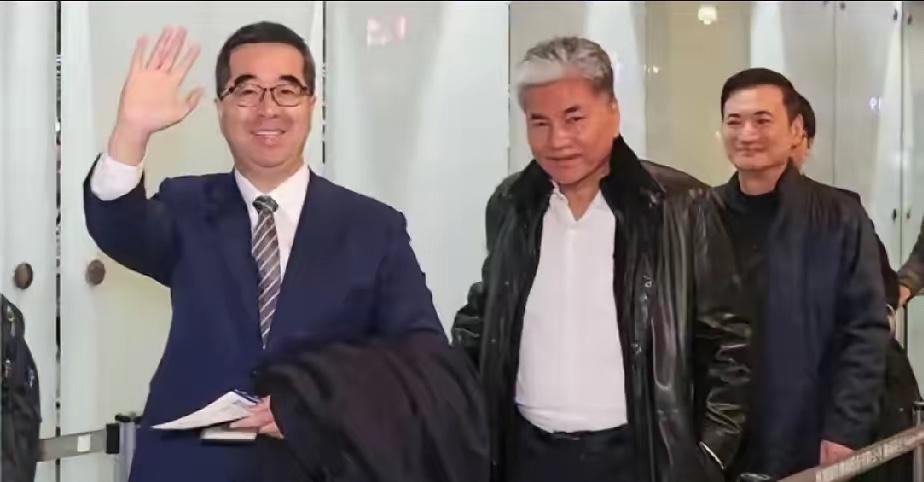 国共智库论坛如期举行。

大陆用全国仅3家的白金五星饭店招待国民党代表团，规格够