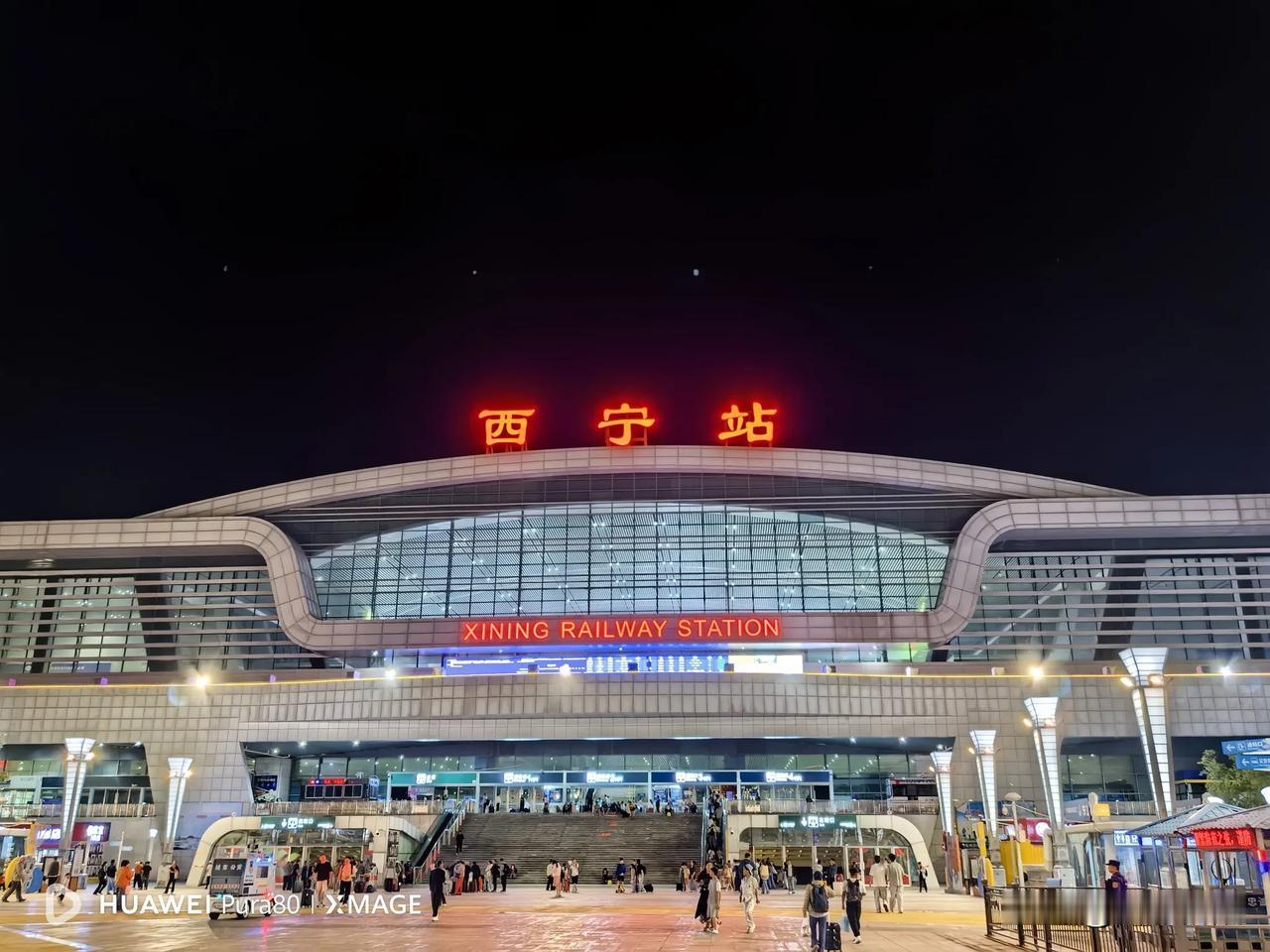 从容适应高原环境，怀揣美好，一路向前，去遇见纯净圣洁的拉萨