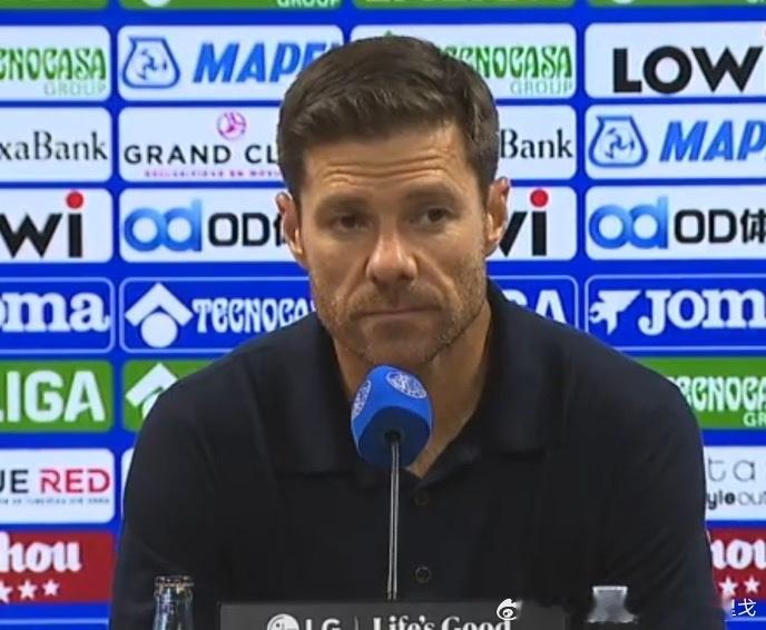 阿隆索：“巴尔韦德和罗德里戈一起出现在右路？对我来说，这算不上什么新鲜事，考虑到