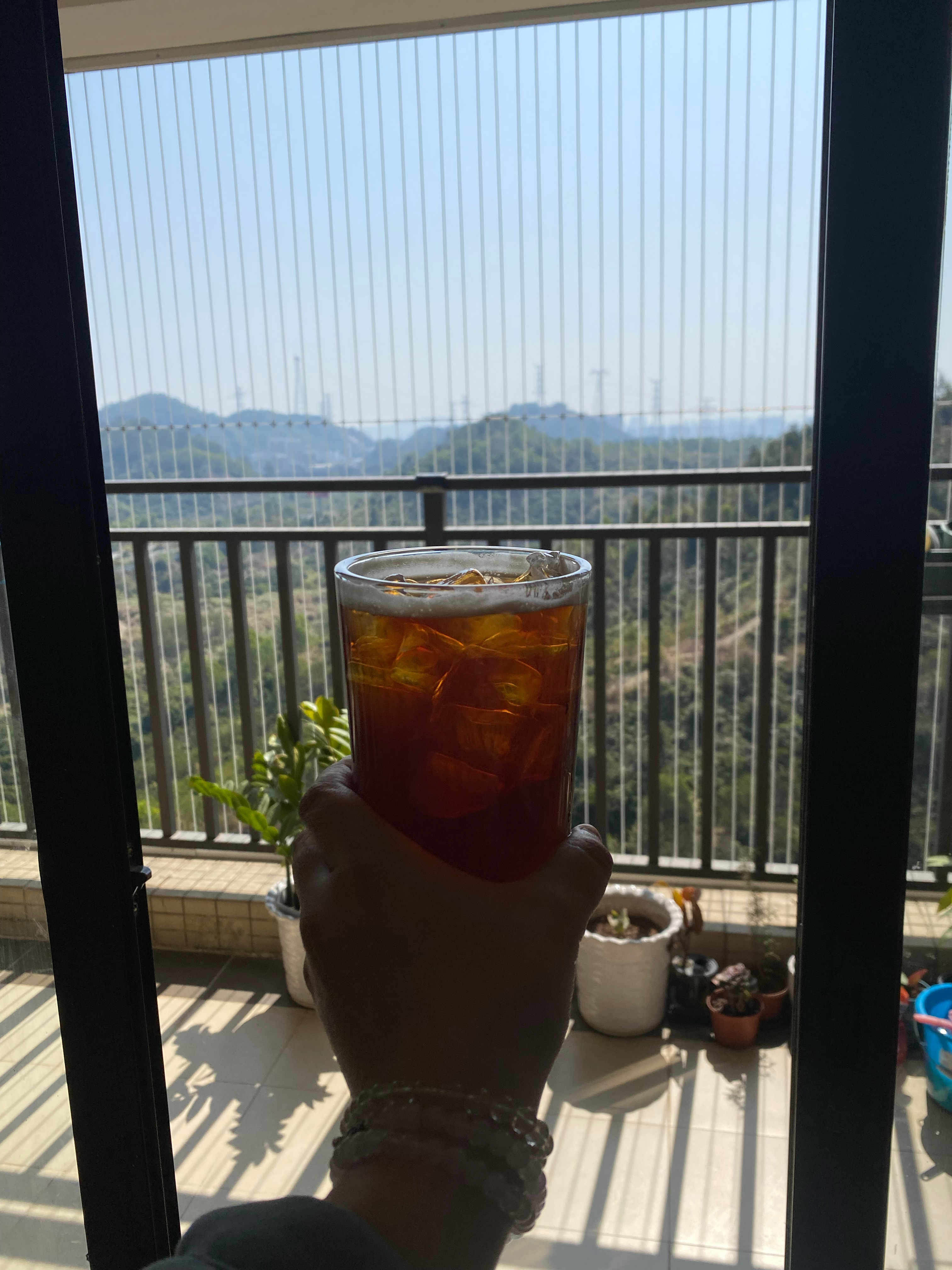 喝上咯，还是超爱冰美式[哆啦A梦微笑][哆啦A梦微笑] 