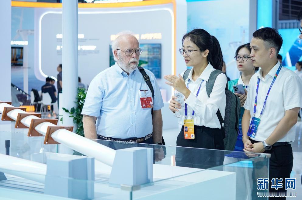 以下是一些今日新闻：
 
国内新闻
 
- 力箭一号遥八运载火箭发射成功：10月