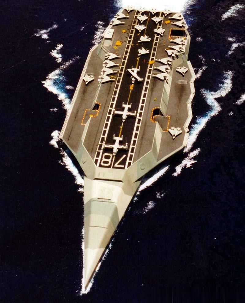#中外舰闻[超话]# SC-21时代的CVN78，似乎类似“航空战列舰”，舰首是