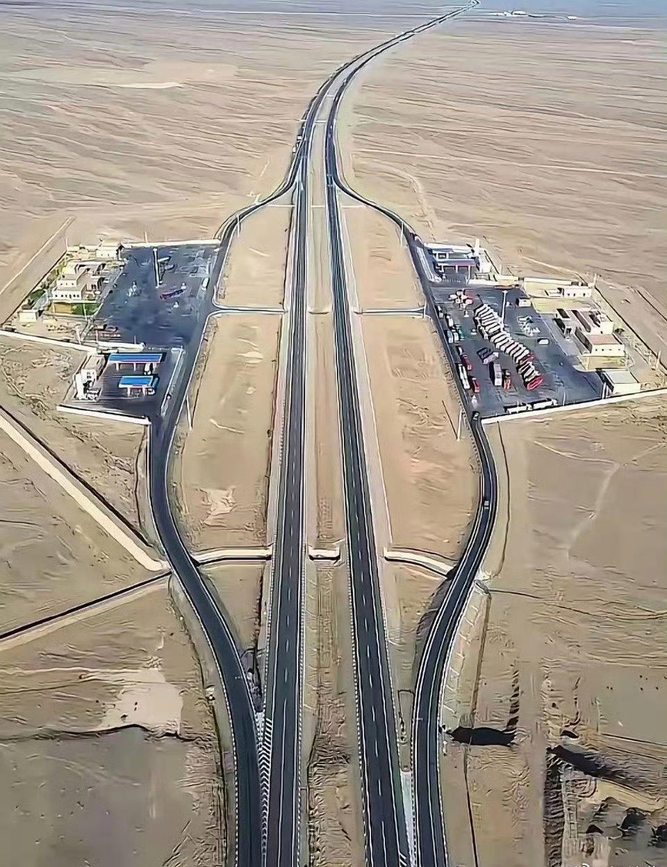 其实高速服务区是互通的
但为啥不直接改为机动车可以掉头呢？
.