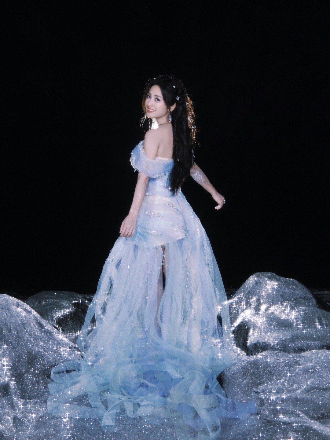 沈月流苏纱裙沈月裸肩纱裙 好美 