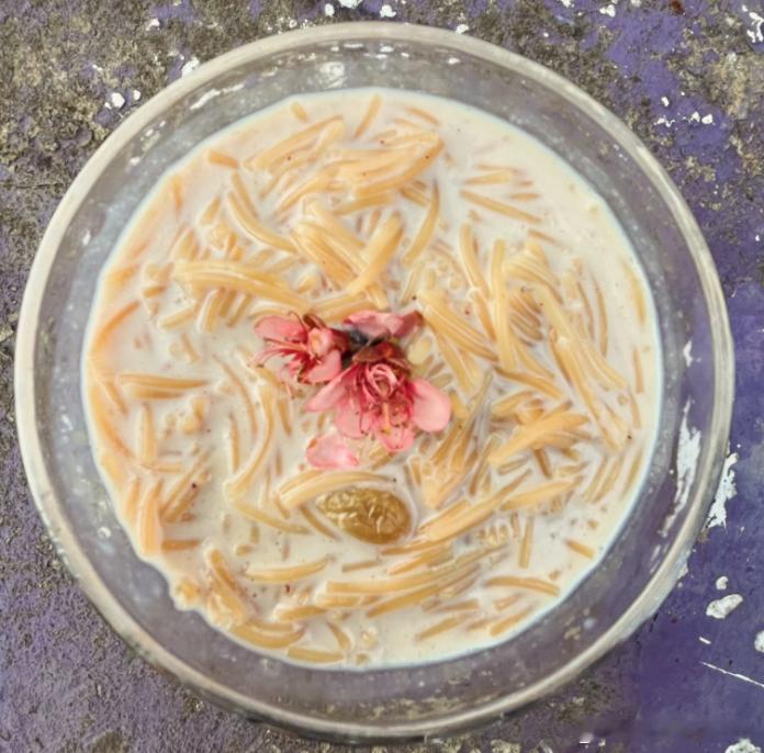 旅行烘焙都靠它：一罐奶粉的“跨界”人生奶粉这种看似普通的食材，其实是一位"全能选