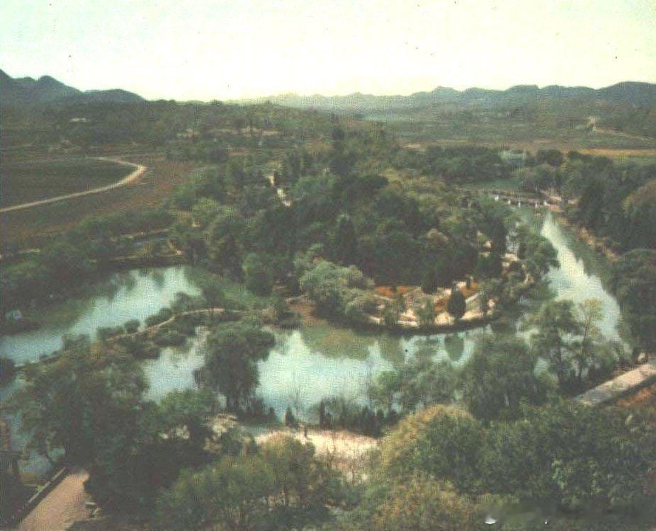 1959年6月第11期人民画报，贵阳花溪公园历史影像