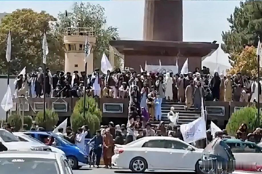 1月23日晚上的最新消息，速报，全都不容错过，第七条：我国外交部提醒公民撤离阿富