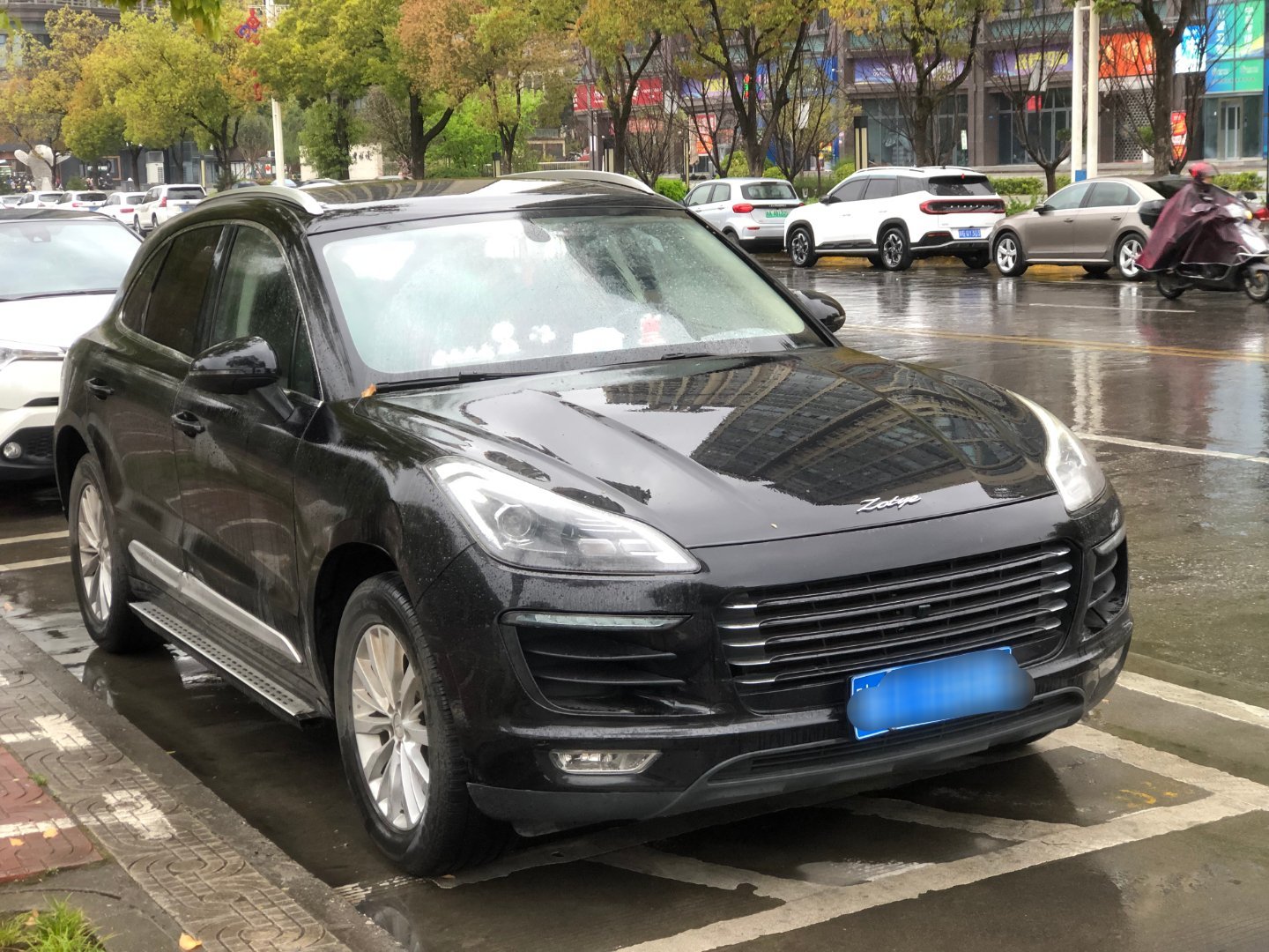 汽车汽车街拍我与汽车的日常众泰汽车 众泰Z700  众泰SR9 安康