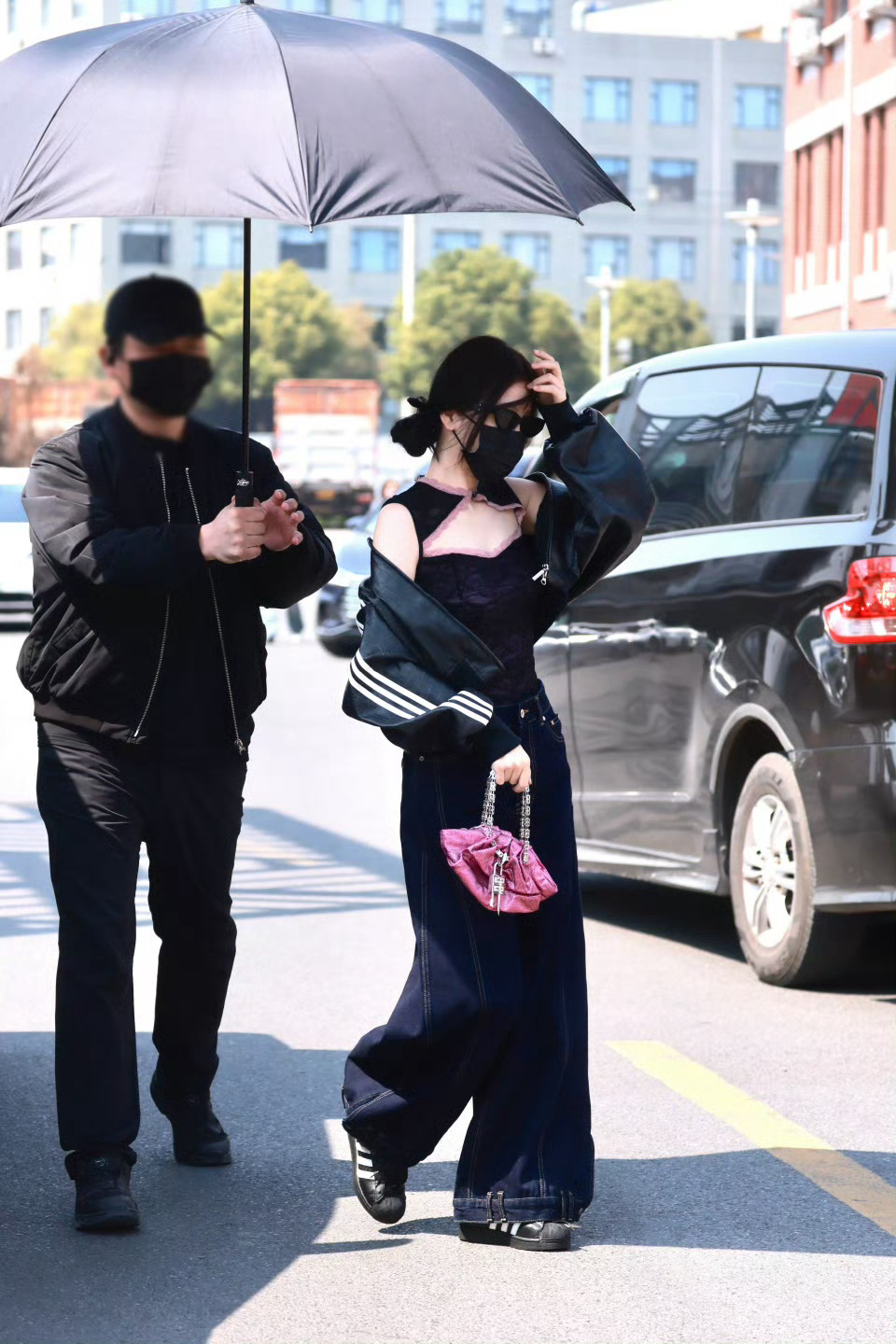 spicy honey💖虞书欣紫色镂空蕾丝上衣造型