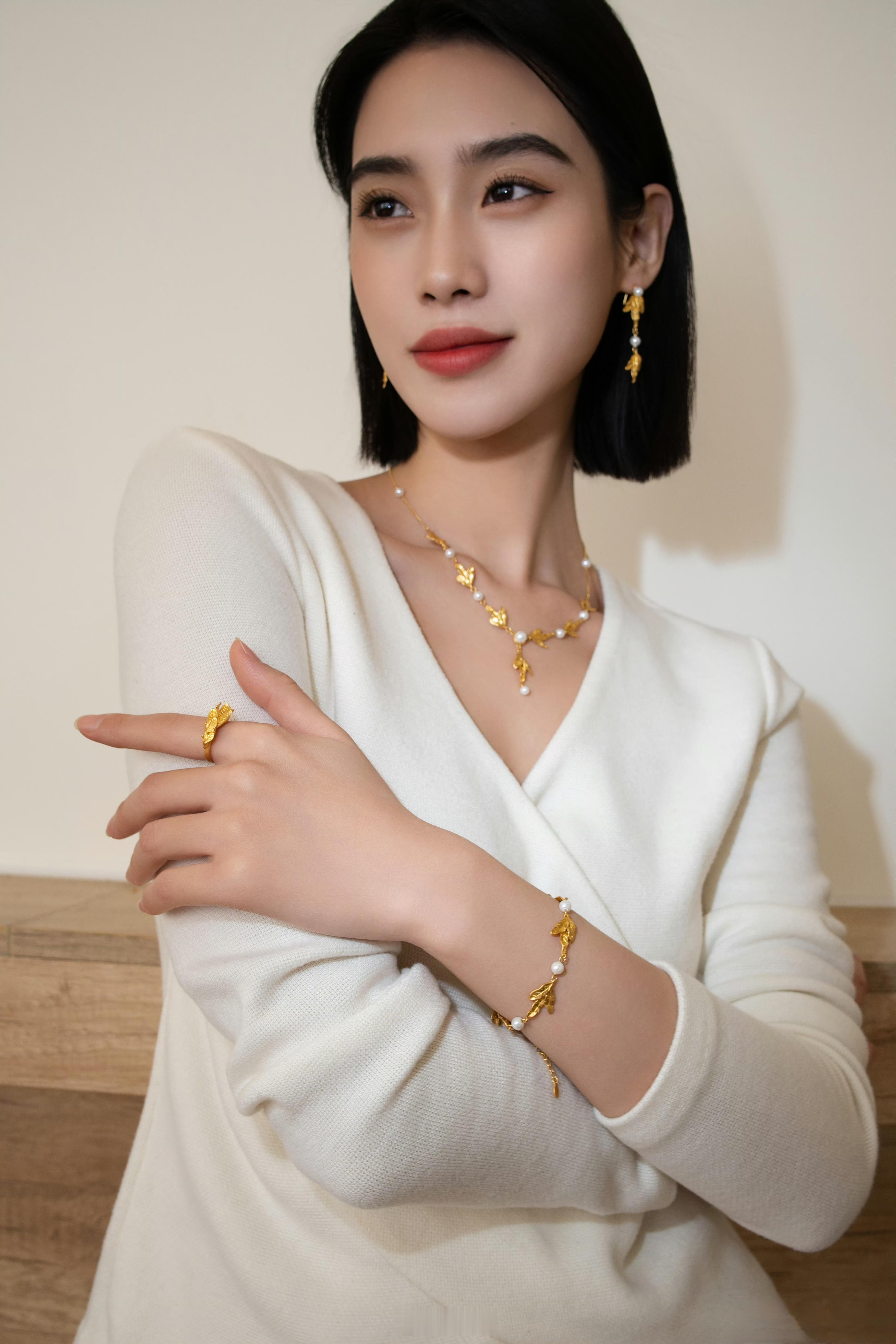 温柔可爱的小姐姐 ​​​