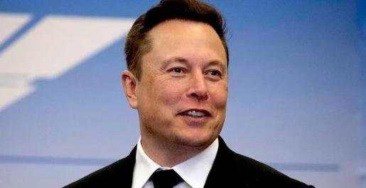 马斯克的嘴，真跟开过光一样。他曾公开提醒，说芯片荒之后，下一个全球抢着要的，肯定