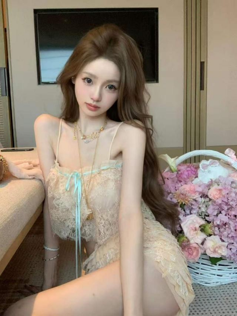 王思聪的女朋友怎么能做到这么瘦的 ​​​