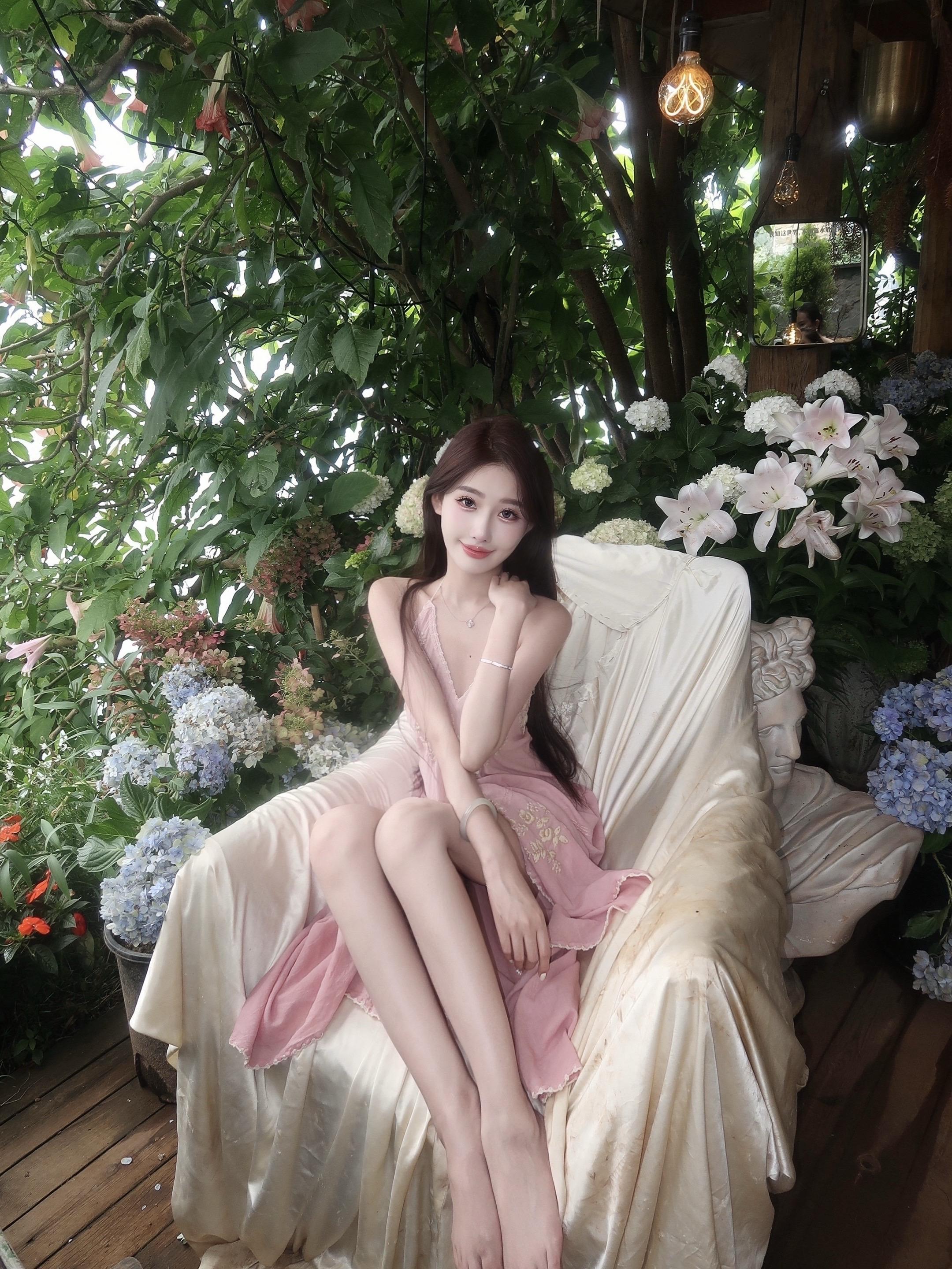 我努力 不是为了成为谁的。