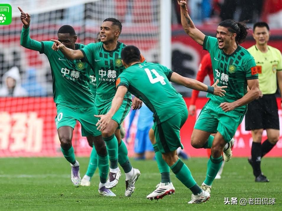 恭喜北京国安时隔22年再夺超级杯冠军…中国足协超级杯决赛，达万、曹永竞分别破门，