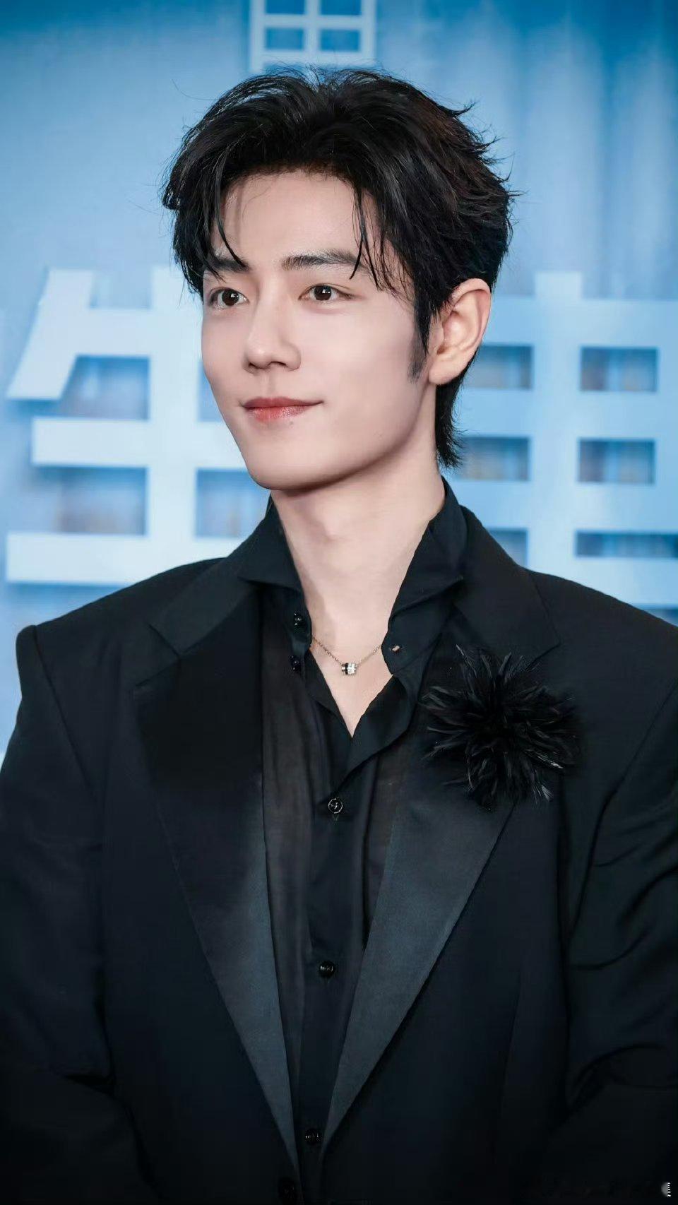 实力加冕：双重认可背后，是匠心与诚意的共振北京大学生电影节“最受大学生欢迎年度男