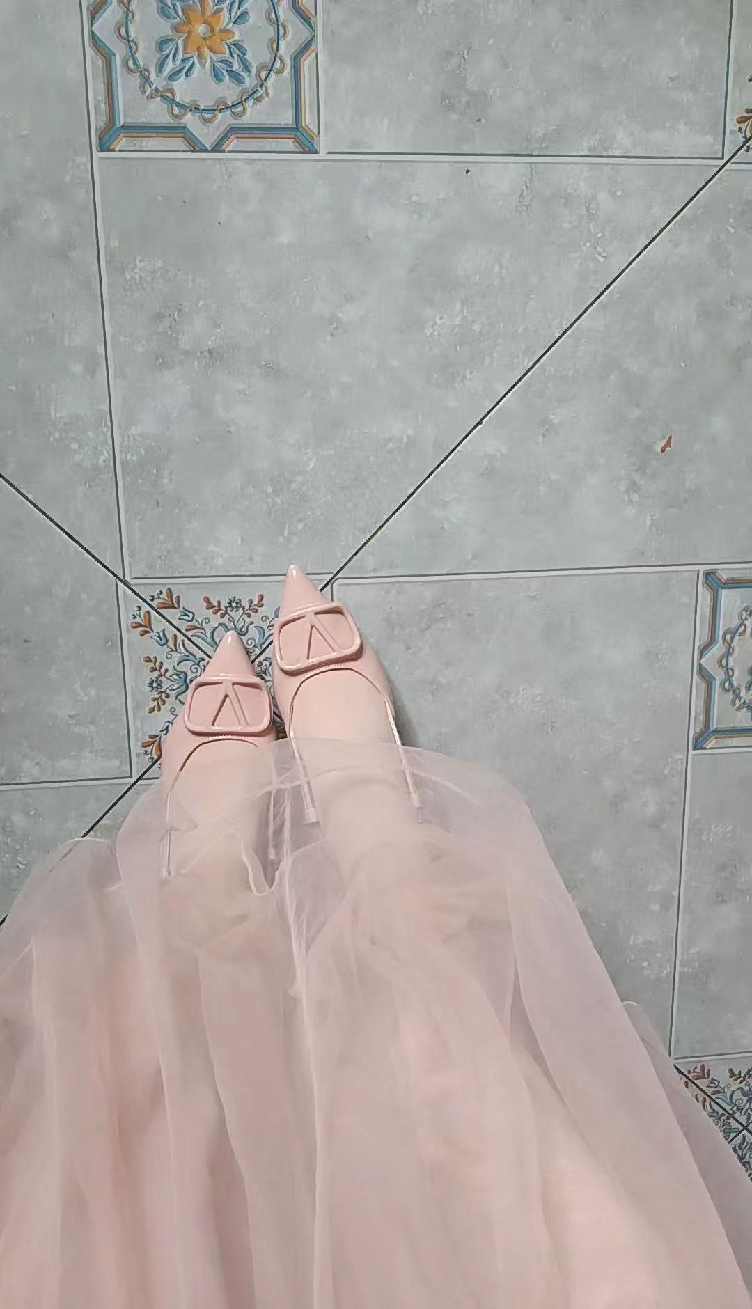 穿上我的梦中情鞋。来一场说走就走的旅行！