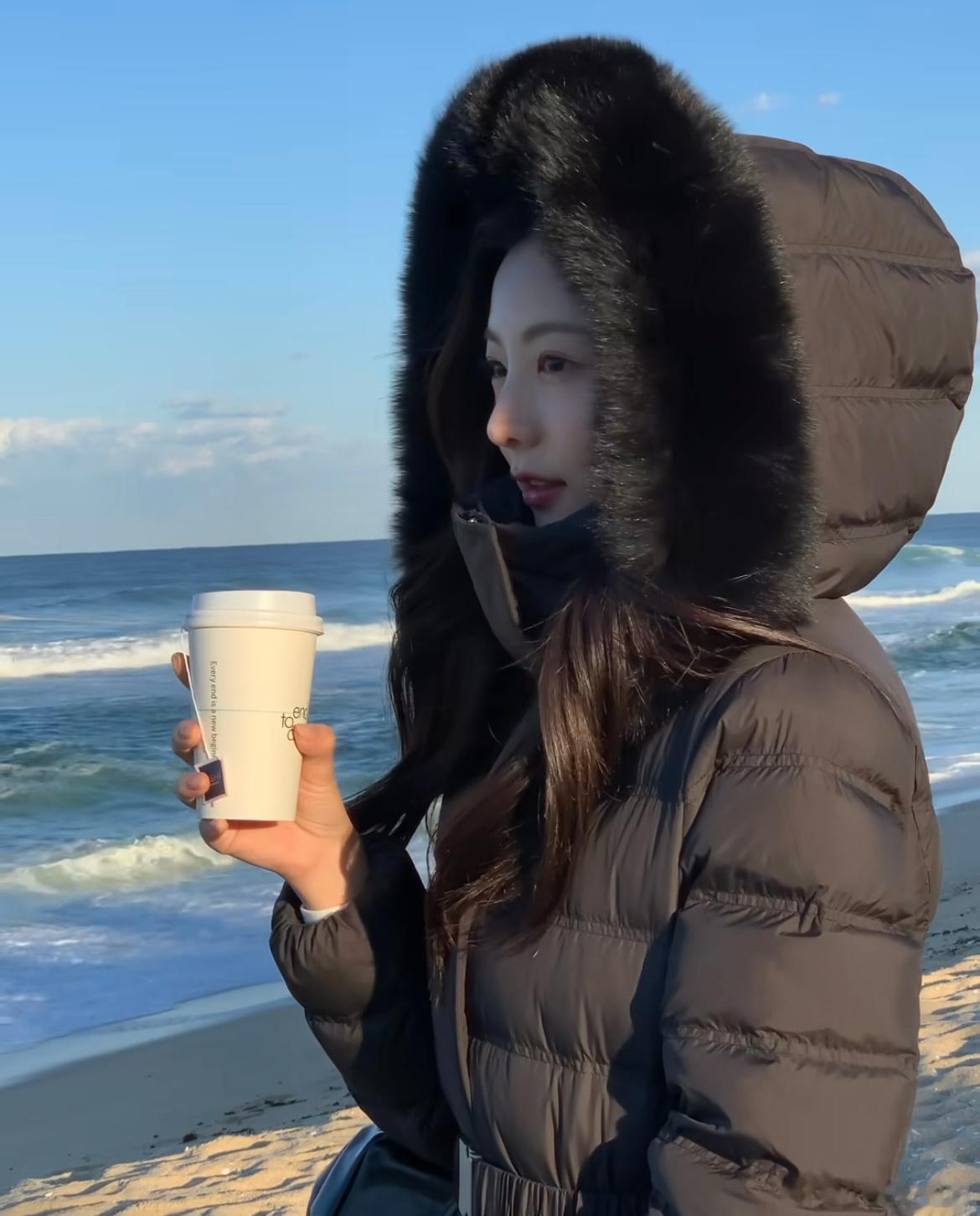 青岛小便事件在日韩引起热议。青岛啤洒24日向日本代理商发函确认，销往日本市场的产
