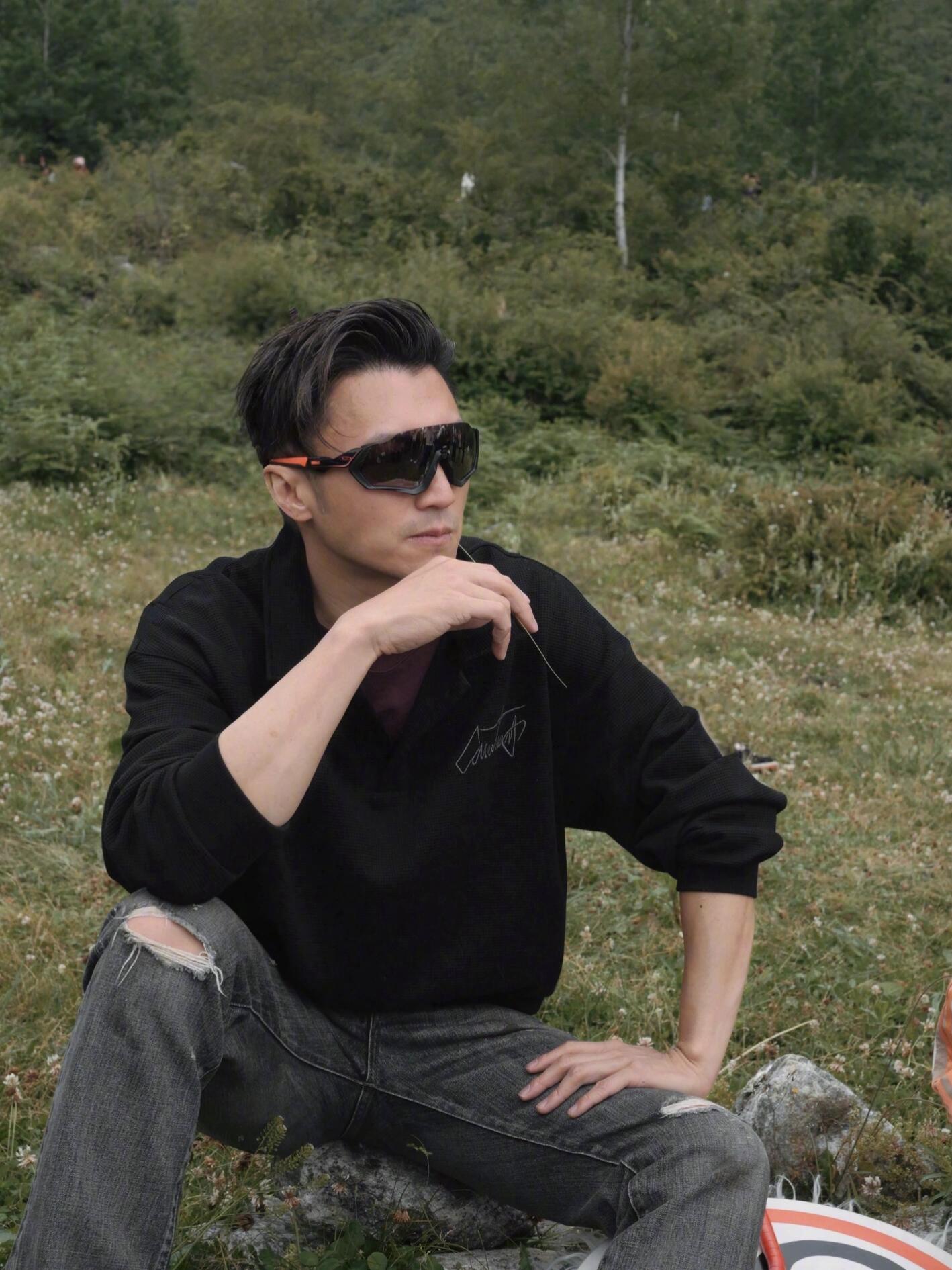 霆锋真是满40岁减20岁 ​​​