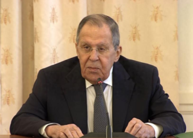 俄罗斯已决定向伊朗提供无人机、防空系统、苏35战斗机，美国提出强烈反对，但俄外长