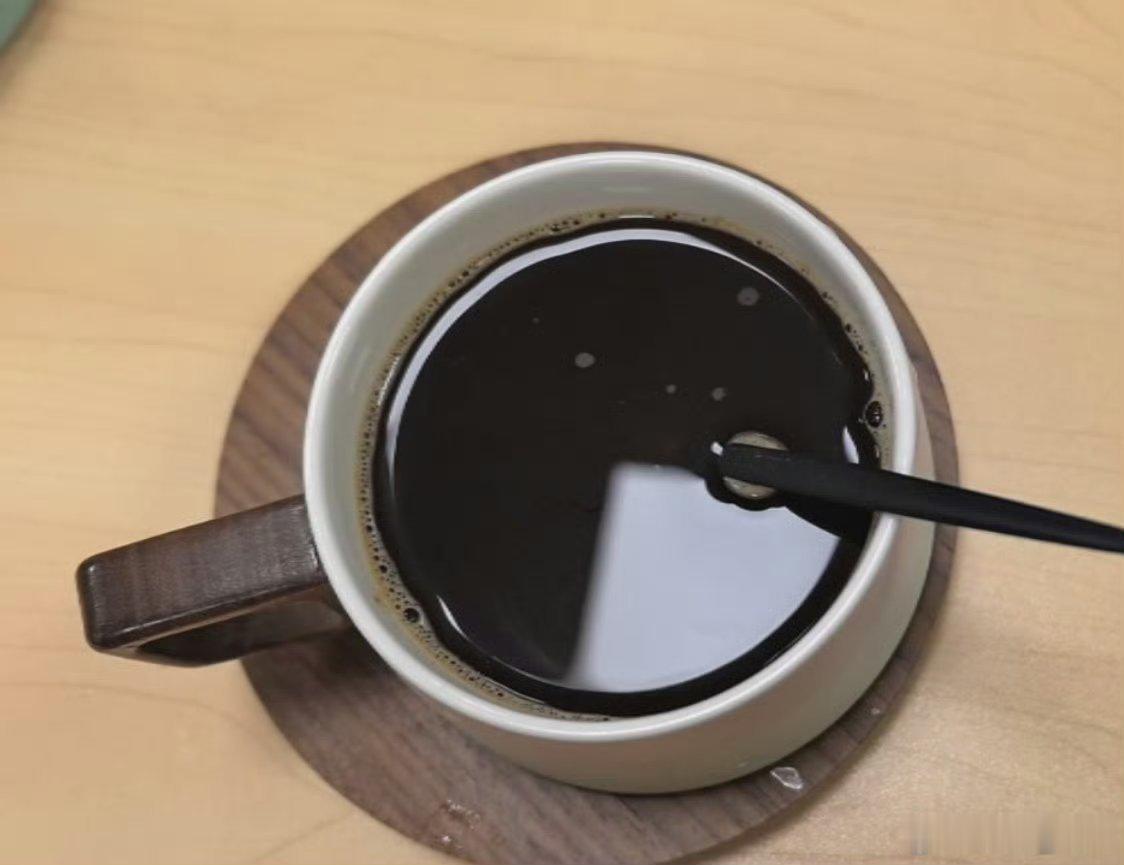 生活手记 昨天晚上聚餐吃多了，长了一斤今天轻断食一天，明天早上希望可以降下来今日