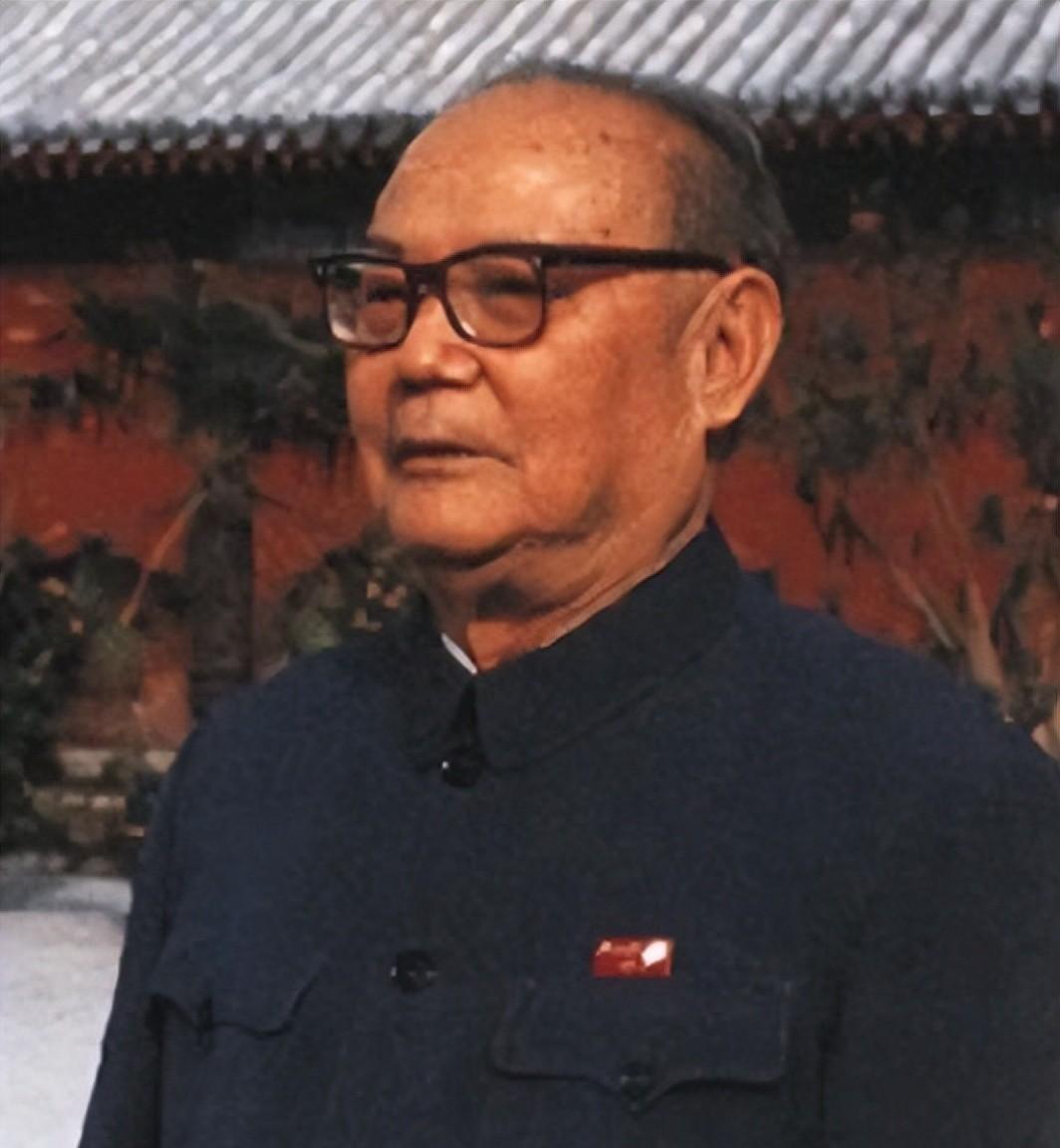 1949年南京解放时叶剑英为何特别要求陈士榘和袁仲贤无论如何要在监狱找到谢士炎