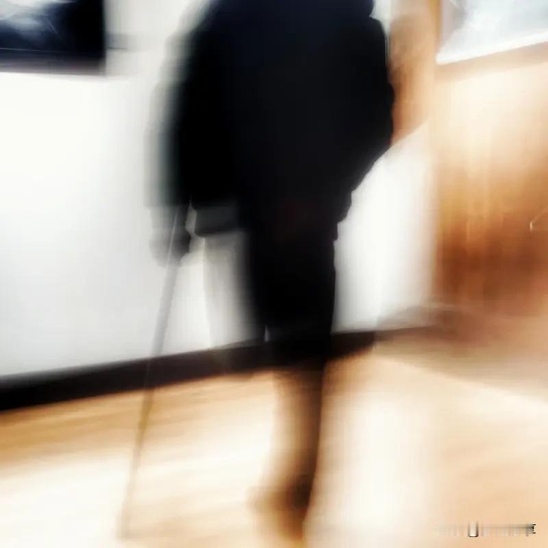帕金森拖得越久越严重吗? 如果不治疗，肯定随着时间的推移，病情会越来越严重